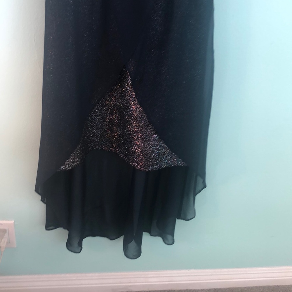 Dress - Picture 3 of 6